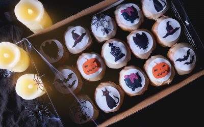 TRICK OR TREAT: HALLOWEEN DOUGH BITES